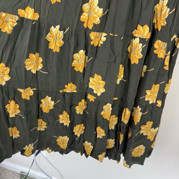 Madewell Effie Floral Tiered Midi Dress XS Dried Olive Button Front Boho Fal - Picture 5 of 8